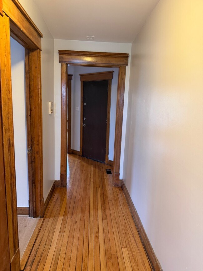 Foto del edificio - 6859 S King Dr