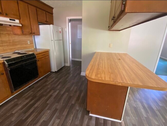 Building Photo - 729 Butler St