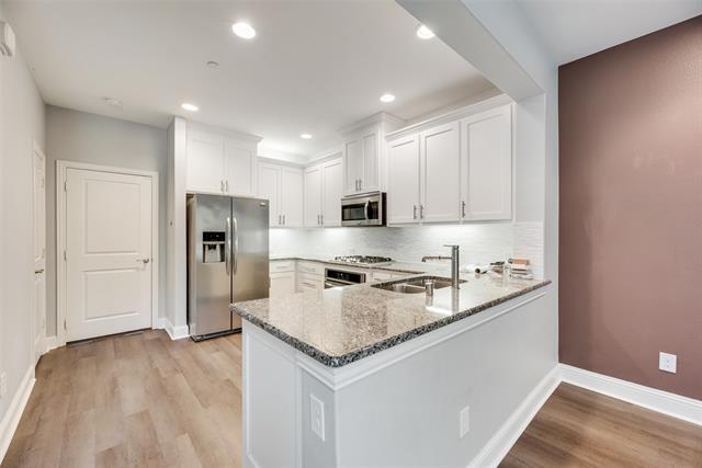 Foto del edificio - 7116 Huckleberry Dr