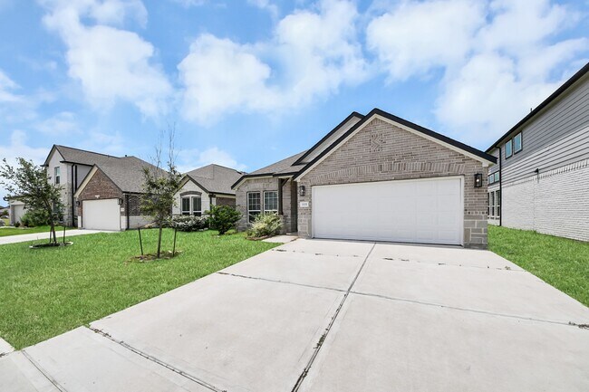 Building Photo - 3335 Hackberry Tree Ln