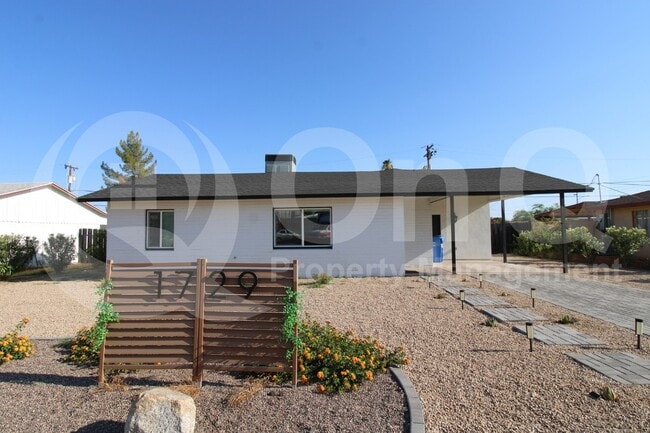 Photo - 1729 W Fairmount Ave House