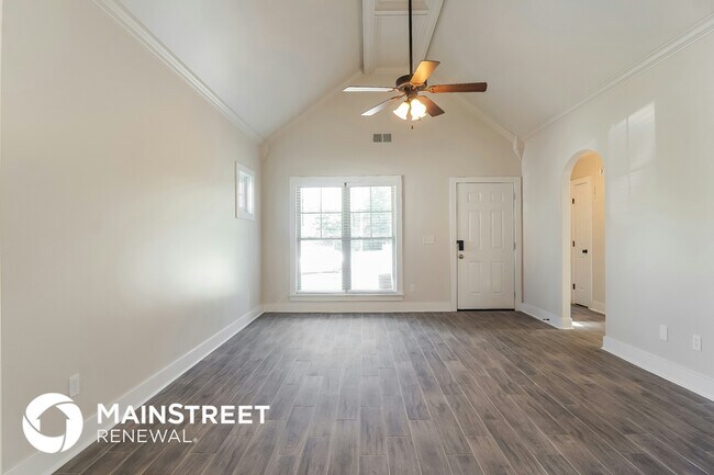 Foto del edificio - 211 Moss Stone Ln