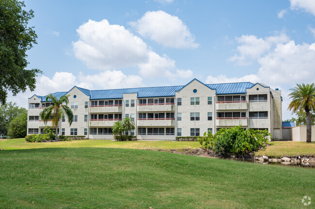 Building Photo - Crystal Bay at Feather Sound