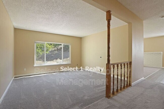 Building Photo - 261 Kingsberry Pl