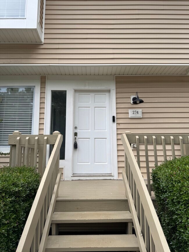 Building Photo - 274 Mariners Cir