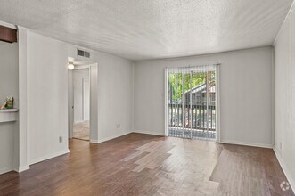 3BR, 2BA - 1,206SF Model E - Seasons Apartments
