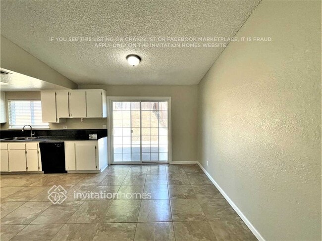 Building Photo - 7500 Verdugo Way