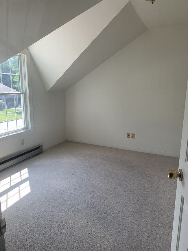 Bedroom 1 - 19 Orchard Ln