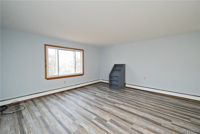 Foto del edificio - 7288 Shawnee Rd
