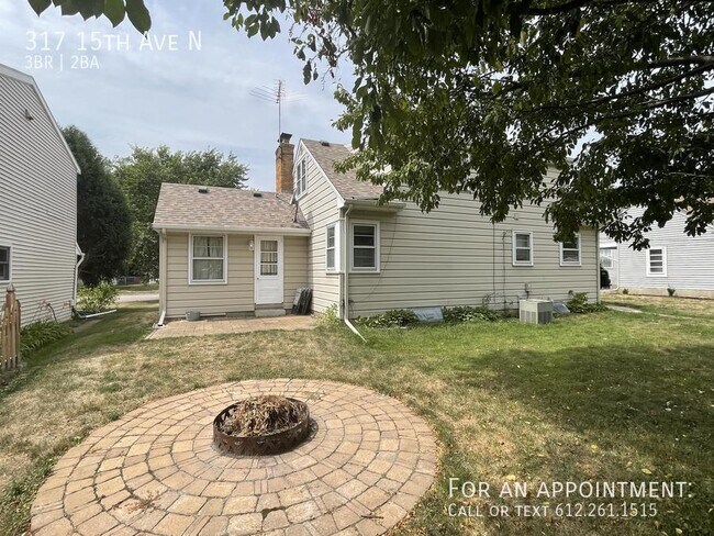 Foto del edificio - 317 15th Ave N