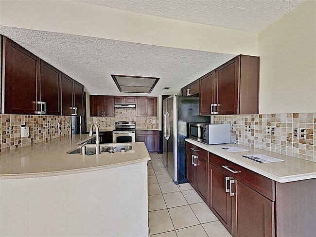 Foto del edificio - 1601 E Spring Valley Rd