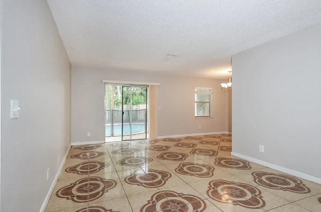 Building Photo - 1162 W Fernlea Dr