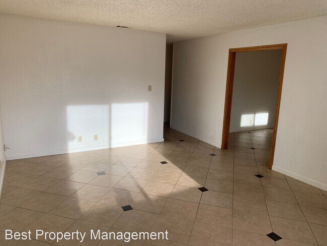 Building Photo - 3 br, 2 bath House - 828 Alpine Ave