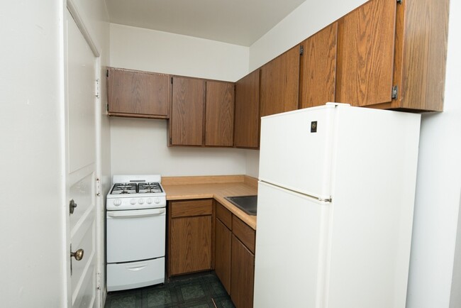 Building Photo - 3026 N Halsted St