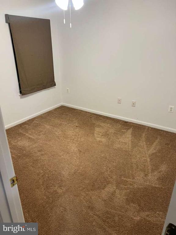 Building Photo - 6305 Thin Leaf Pl