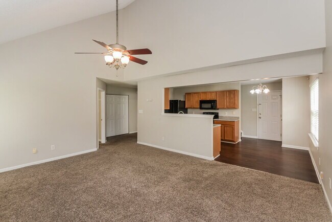 Building Photo - 10606 Pickerel Ln