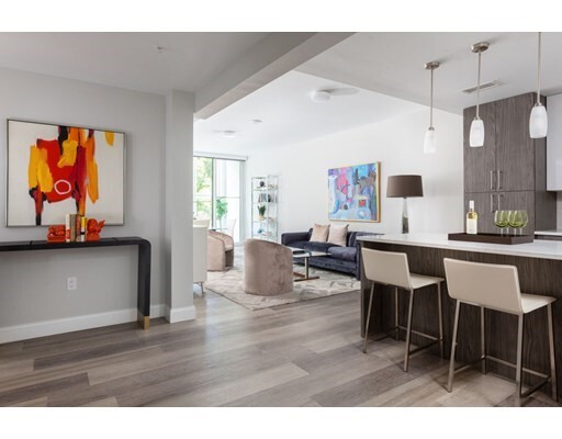 Foto del edificio - 771 Harrison Ave