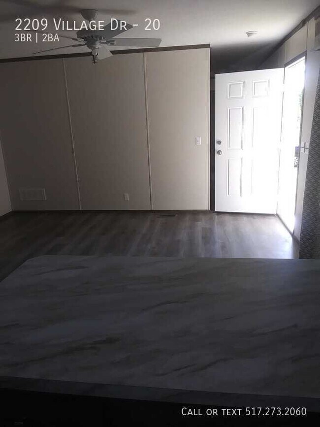 Building Photo - 3 Bed / 2 Bath Brand new Clayton Mobile Home