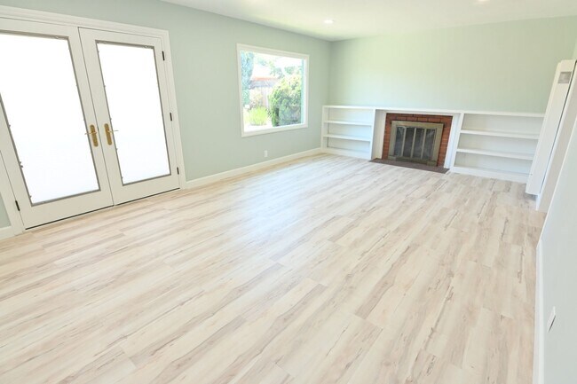 Foto del edificio - 116 Pleasant Ridge Ave