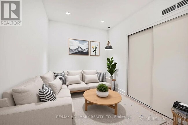 Photo du bâtiment - 15 Richardson St