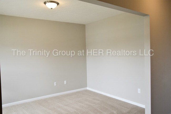 Building Photo - 1369 Twelve Oaks Court
