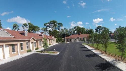 Building Photo - 2099 Major Dr