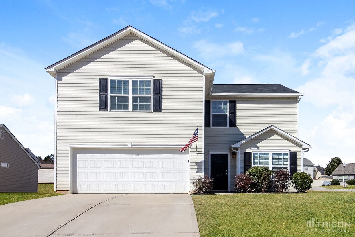 Primary Photo - 117 Vermillian Dr