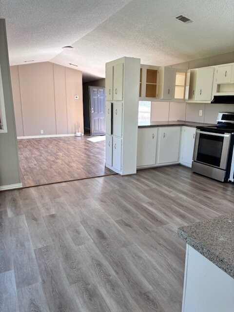 Foto del edificio - 127 Country Oaks St