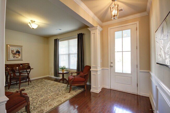Foto del edificio - Stunning 4 bedroom in Park West - Mt. Pleasant