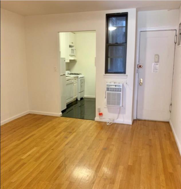 Foto del edificio - 213 E 84th St