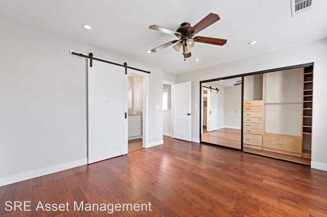 Building Photo - 2 br, 2.5 bath House - 1233 Beaulieu Ct