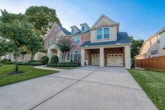 Building Photo - 8807 Stones Throw Ln