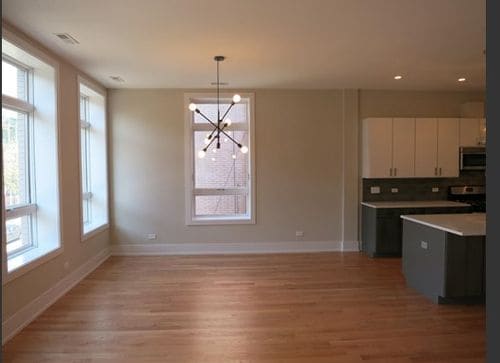 Primary Photo - 849 W Armitage Ave