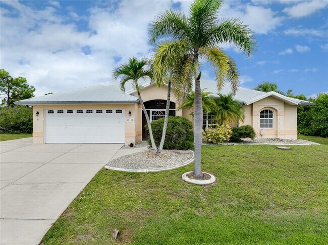 Foto del edificio - 15140 Lyneburg Ave