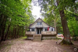 Building Photo - 95 Eidelweiss Dr