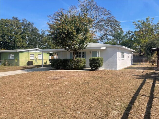 Foto del edificio - 10935 N 14th St