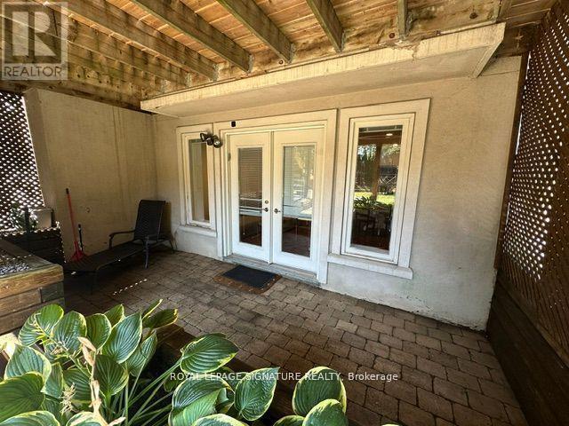 Photo du bâtiment - 23 Bannockburn Ave