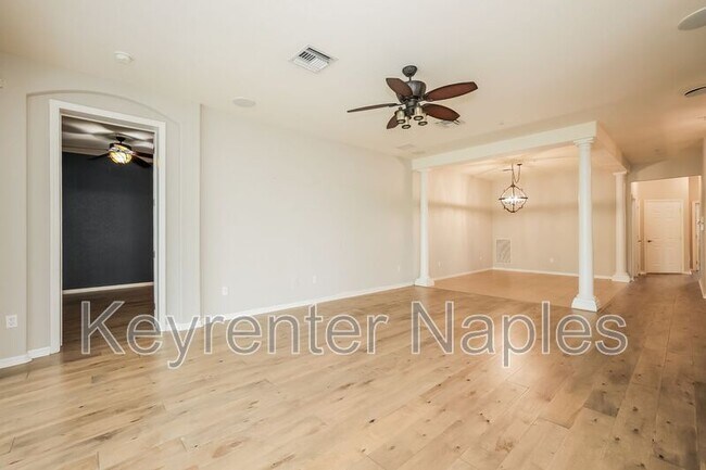 Building Photo - 12862 Carrington Cir