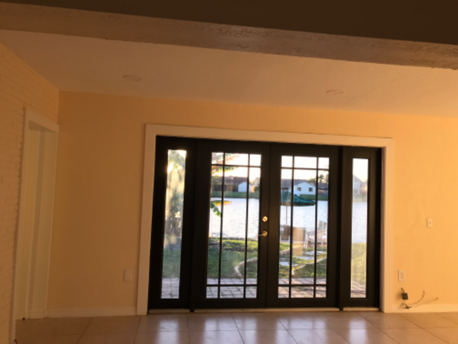 Foto del edificio - 3901 NW 115th Terrace