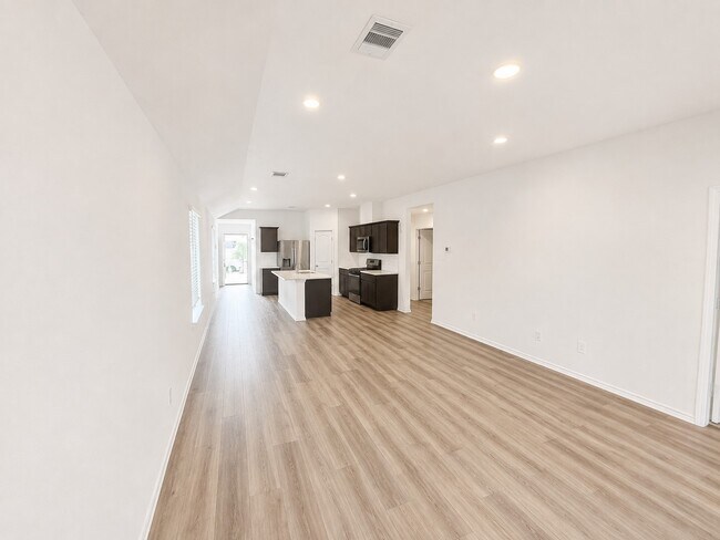 Foto del edificio - 1930 Legacy Hills Dr