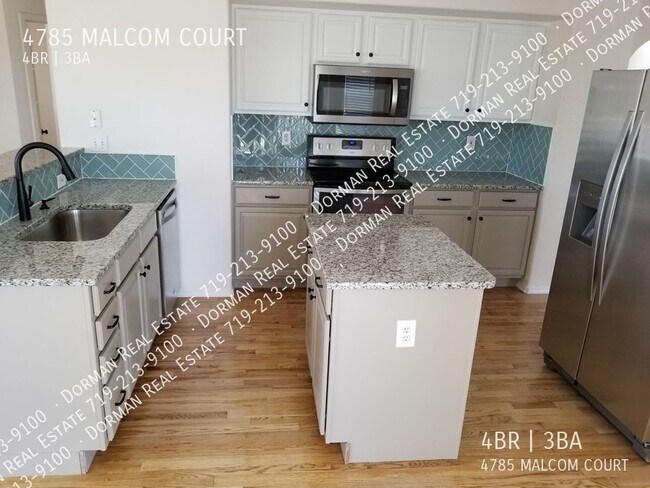 Building Photo - Single Family with Mountain Views