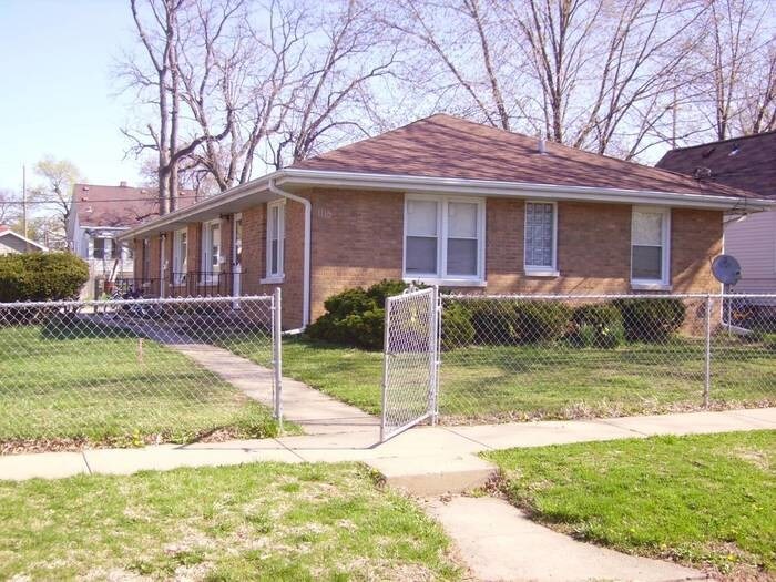 Primary Photo - Duplex Unit in Peoria Heights