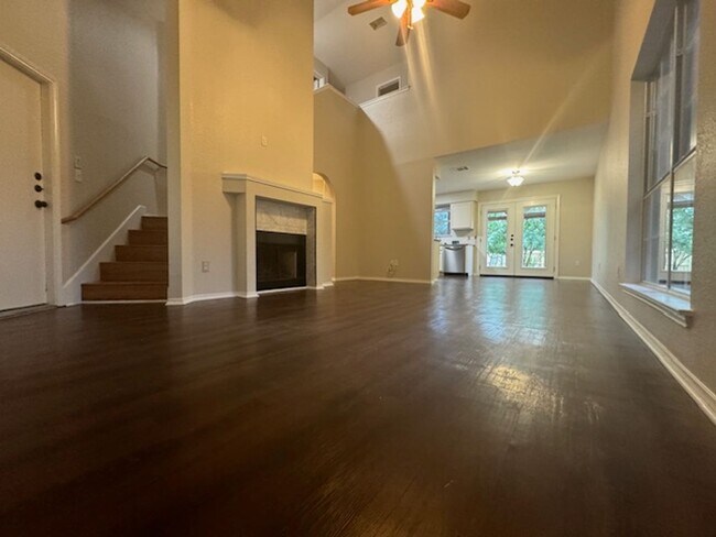 Foto del edificio - Updated Austin's Colony 4 bedroom 2.5 bath...
