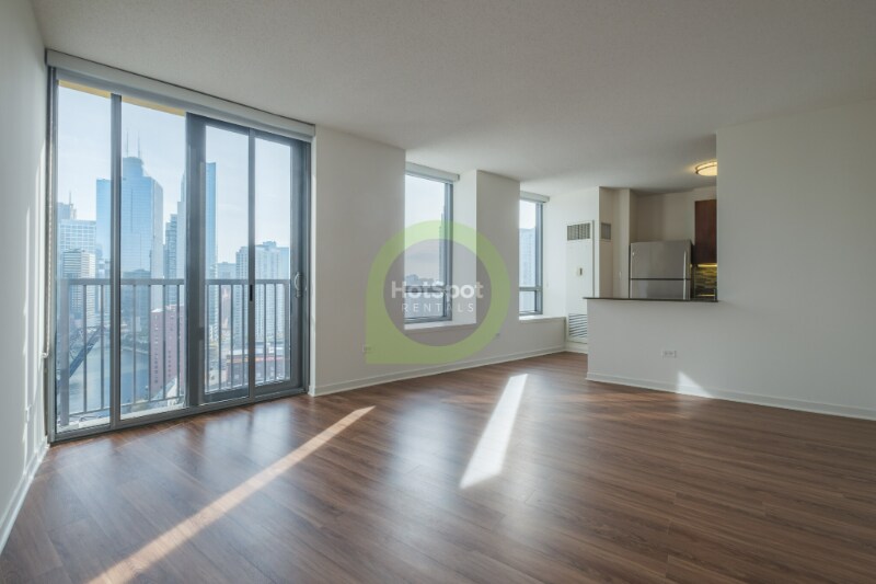 Foto principal - 530 N Kingsbury St