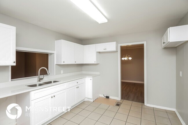 Building Photo - 532 Stonewood Dr