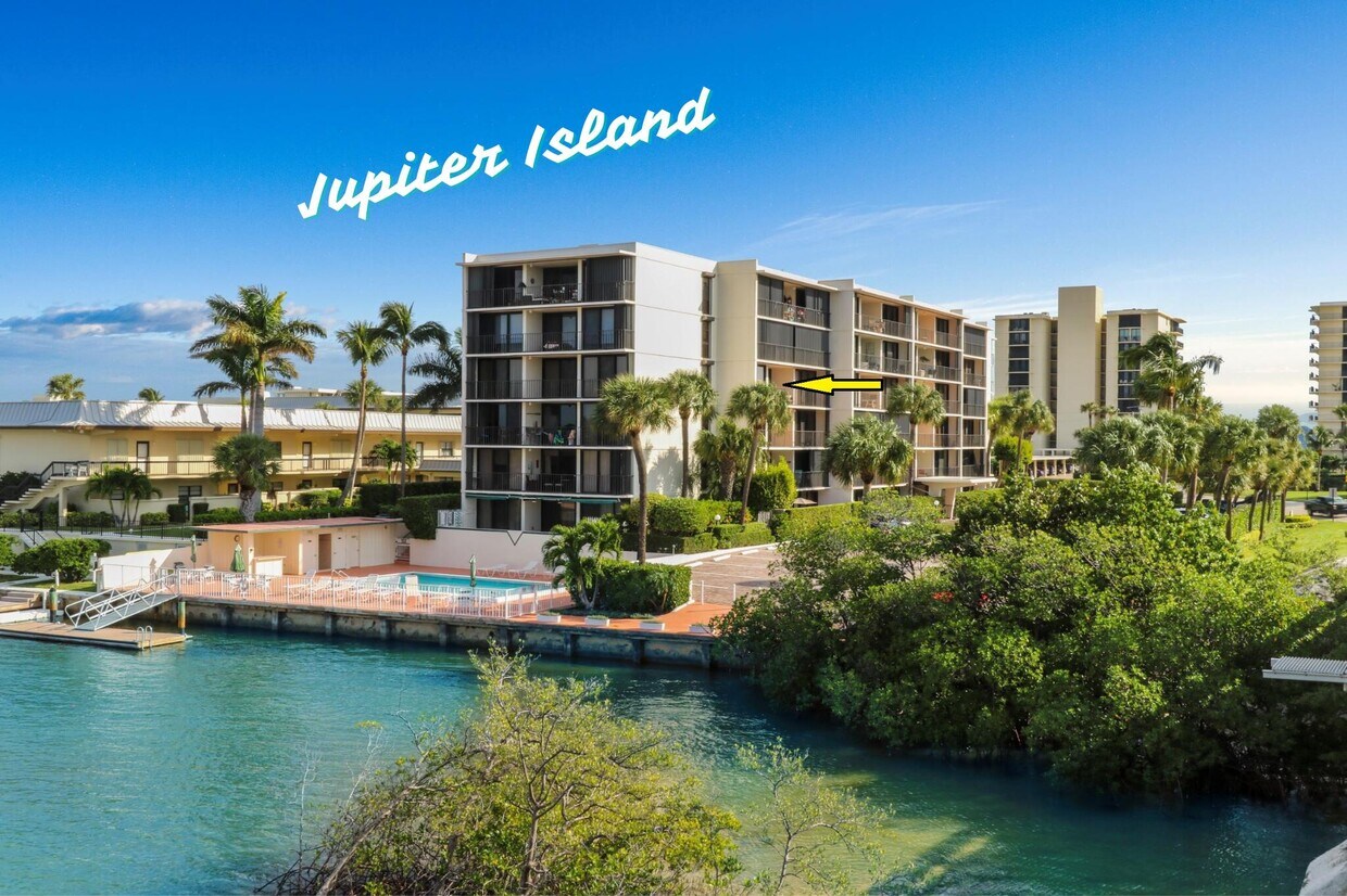 Foto principal - 225 S Beach Rd