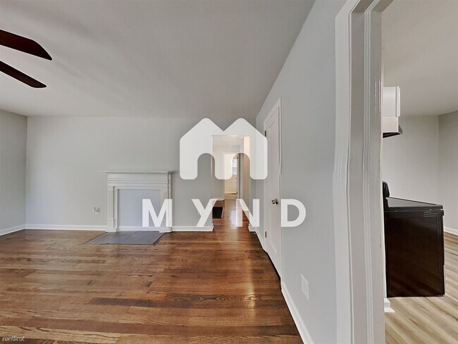 Building Photo - 3 br, 1 bath House - 2616 Phillips Ave