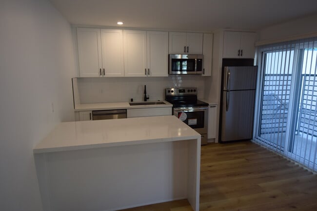 1 Bedroom #110 - 3960 Carpenter Ave