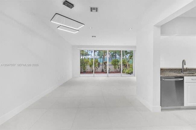 Photo - 21391 Marina Cove Circle 14K, Aventura, FL 33180 - 3567 House