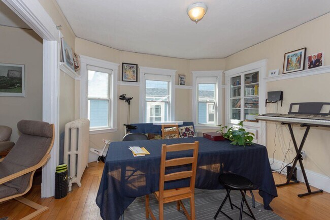 Foto del edificio - 42 Atkins St